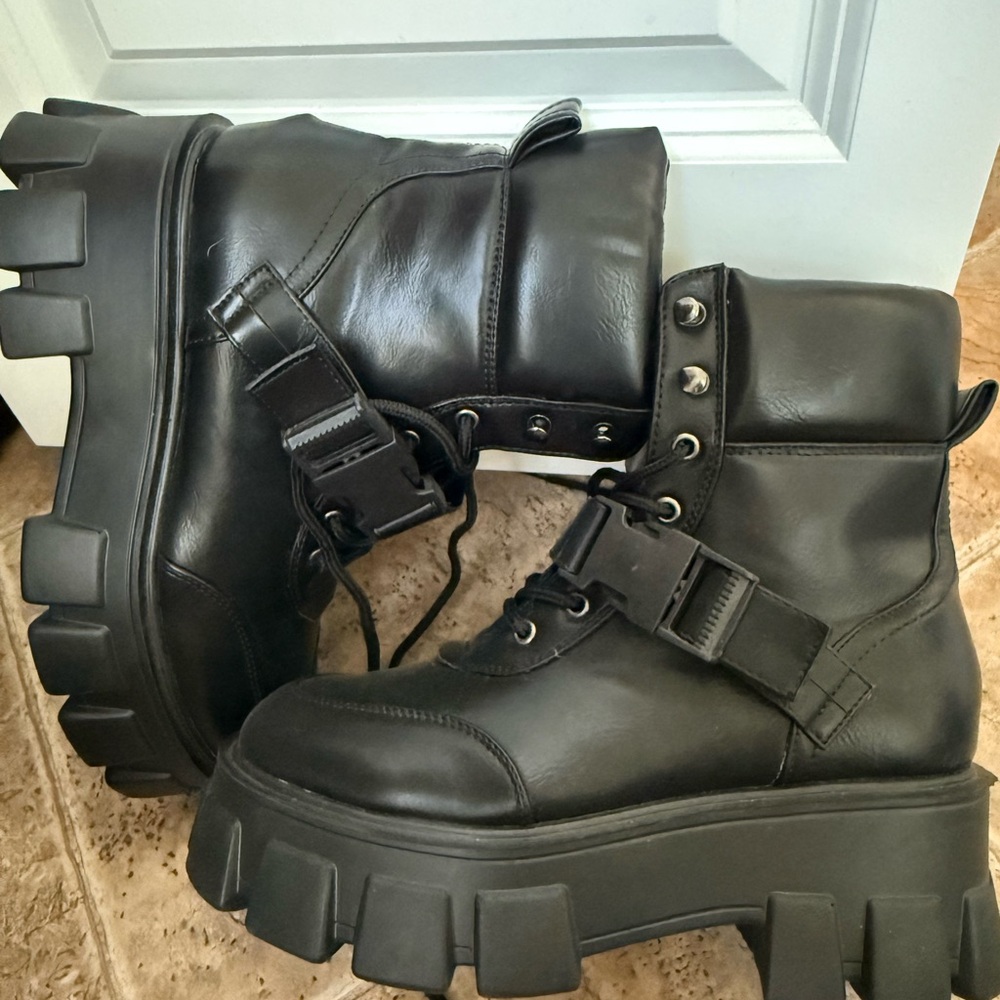 Nasty Gal Chunky Black Combat Boots